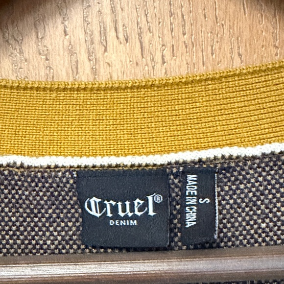 Women’s western Cardigan Sweater - Picture 2 of 5